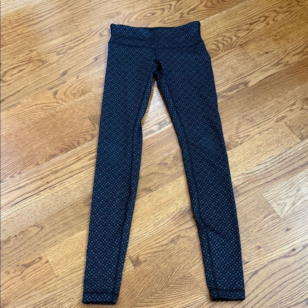Lululemon Wunder Under Leggings Black Geometric Print Size 4